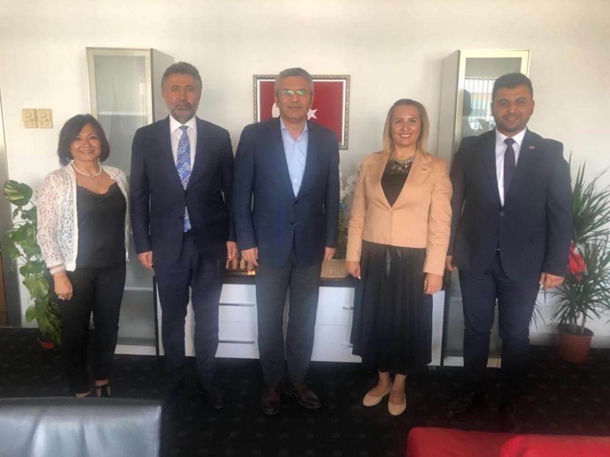 Başkan Sandal, CHP Genel Başkanı Kılı&ccedil;daroğlu&rsquo;nu ziyaret etti