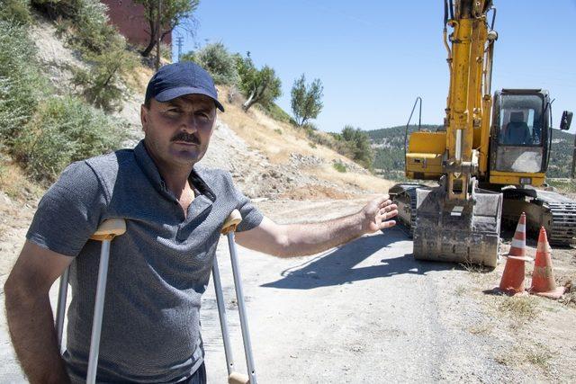 Gülnar’da aşırı yağışların bozduğu yollar onarılıyor