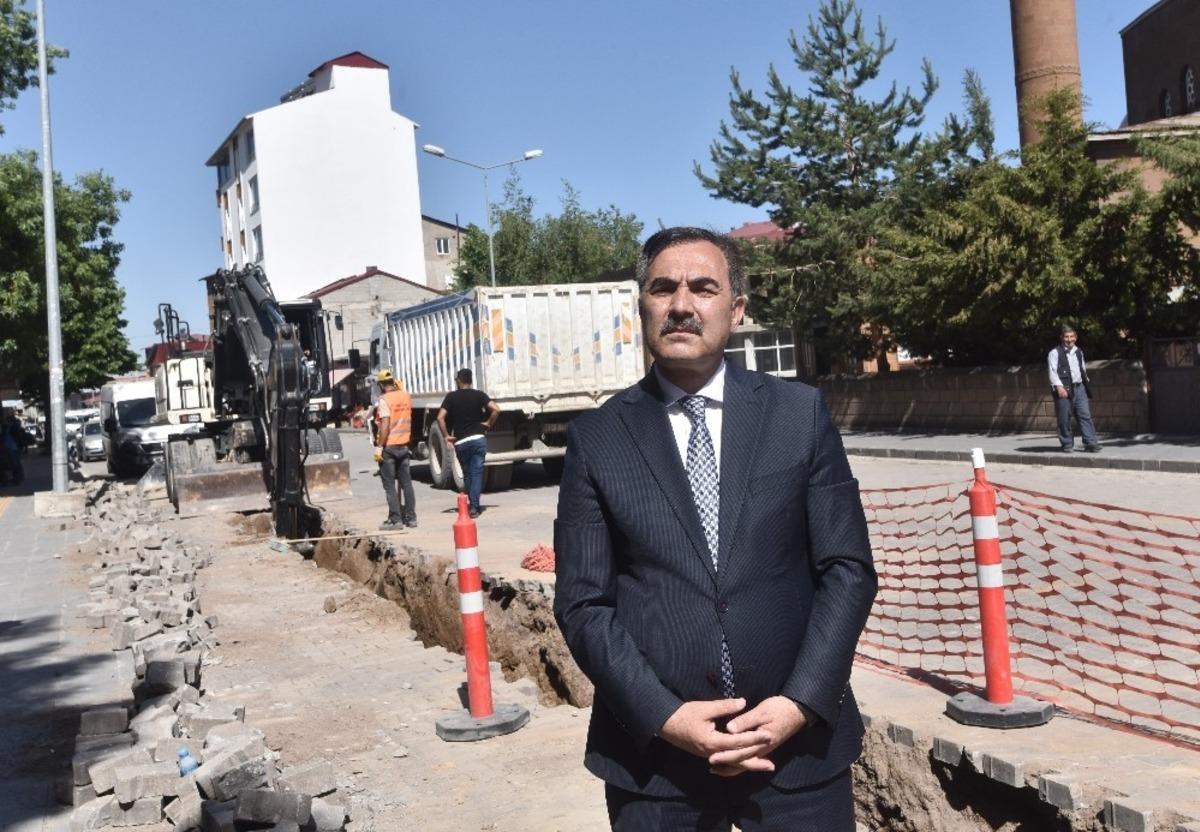 Ahlat&rsquo;a doğalgaz verilmeye başlandı