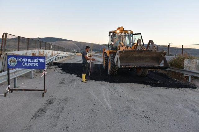 İnönü’de yol yapım çalışmaları