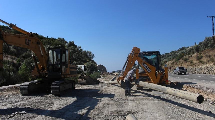 Manavgat&rsquo;ta i&ccedil;me suyu hattı &ccedil;alışması