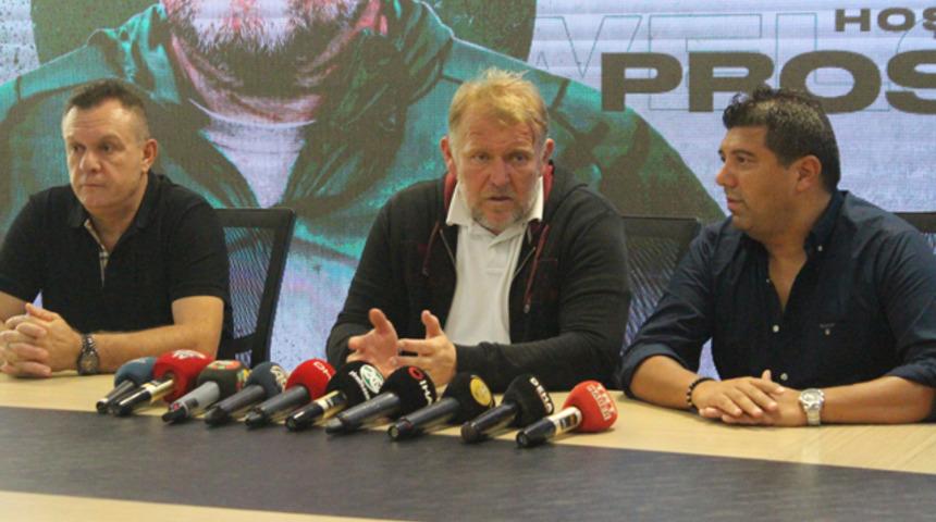 Denizlispor, Robert Prosinecki ile 1 yıllık sözleşme imzaladı