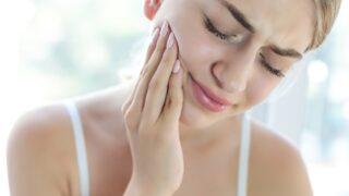 Diş ağrısına ne iyi gelir? Evde uygulayabileceğiniz diş ağrısını anında kesen yöntemler