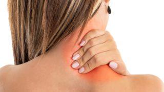 Boyun fıtığına ne iyi gelir? Boyun fıtığı ağrısına iyi gelen yiyecekler ile evde doğal tedavi uygulayın