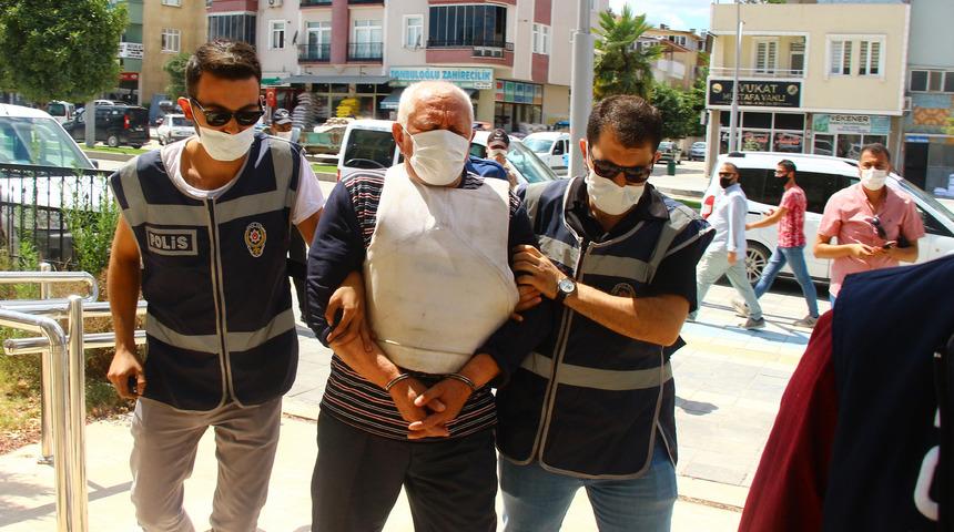 Tokat'ta sarkıntılık iddiası ölüm getirdi! Üvey yeğeninin göğsüne 43 santimlik kama sapladı