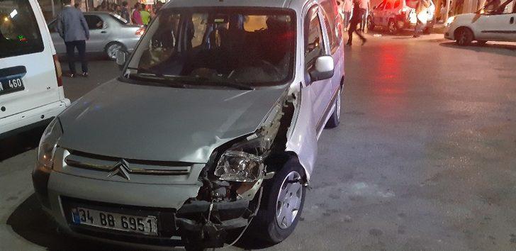 Hafif ticari araçla çarpışan motosikletli yaralandı G2