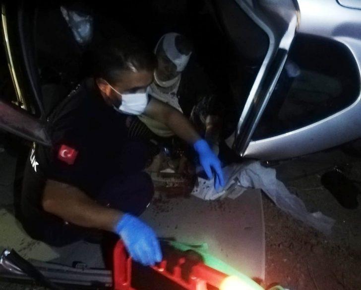 Kontrolden çıkan otomobil devrildi: 3 yaralı G2