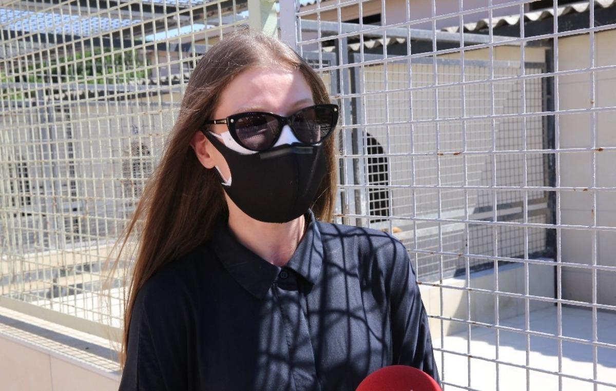 Doğum g&uuml;n&uuml; hediyesi olarak sokak hayvanları i&ccedil;in mama istedi