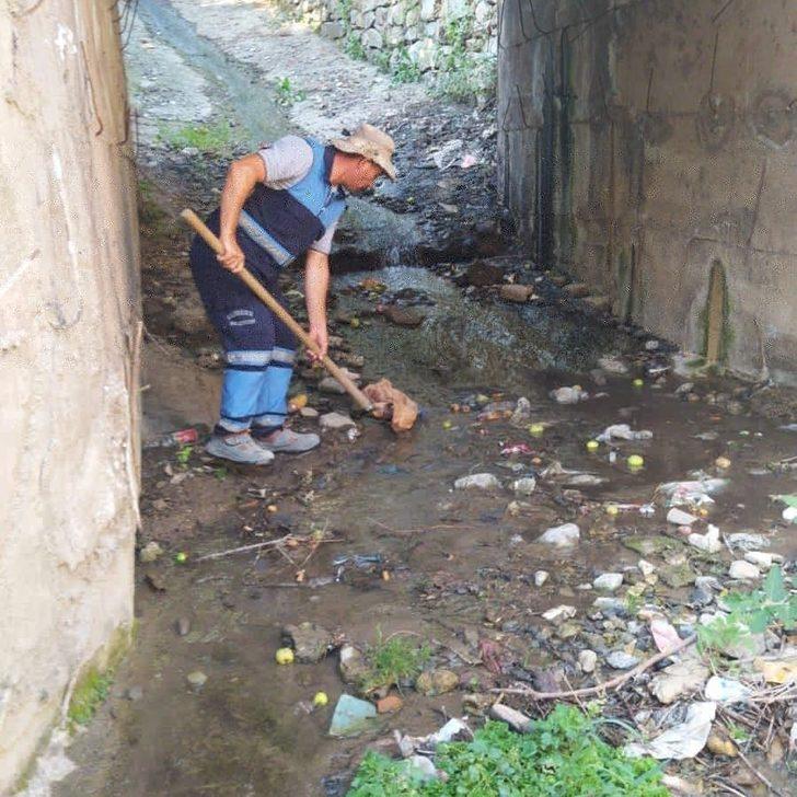 Uluderede Belediyesi temizlik çalışmalarına devam ediyor G2