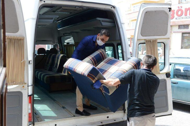 Çorum Belediyesi’nden ihtiyaç sahibi aileye eşya yardımı G2