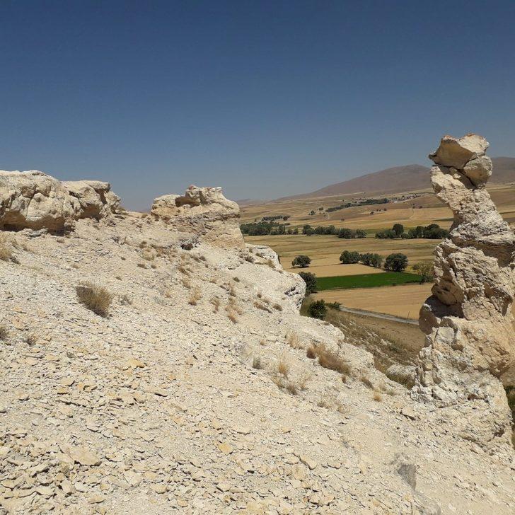 (Özel)Aşkın simgesi olan ’Kız kayası’ görenleri şaşırtıyor G3