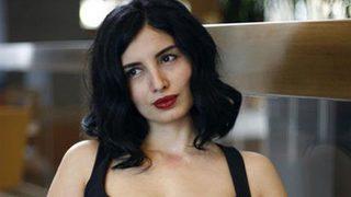 Başak Sayan hem oyunculuğu hem şehir hayatını bıraktı