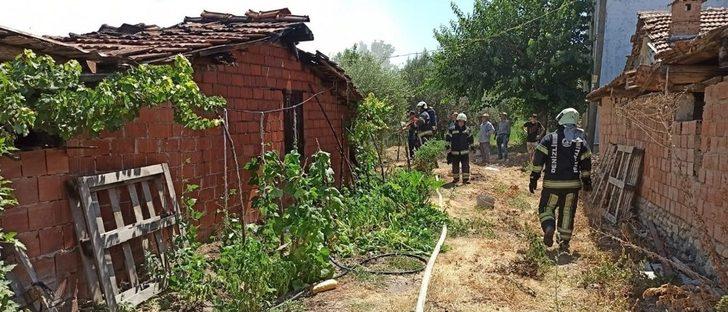 Müştemilatta çıkan yangın korkuttu G5