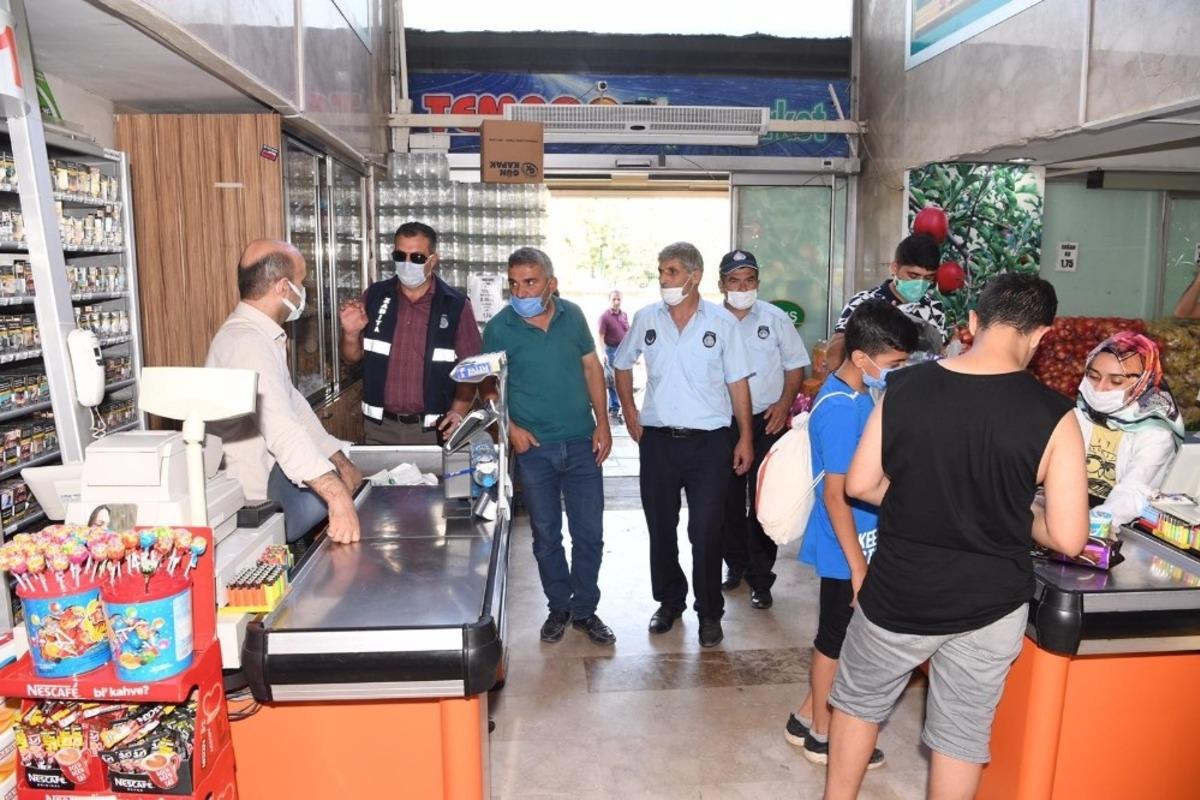 Zabıta ekiplerinden berber ve market denetimi