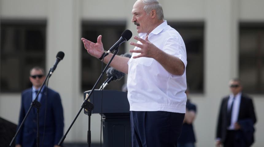 Belarus Cumhurbaşkanı'ndan geri adım! Yeni seçimi kabul etti