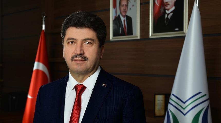 SUB&Uuml; Rekt&ouml;r&uuml; Sarıbıyık: &ldquo;Deprem olduğunda evlerimize sığınabilmeliyiz&rdquo;