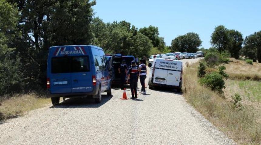 Uşak'ta feci &ouml;l&uuml;m! Arıza yapan tankerin altında kaldı...