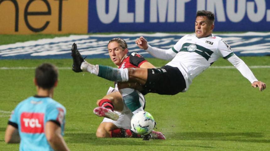 Fenerbah&ccedil;e, Emre Bel&ouml;zoğlu'nun eski takım arkadaşı Filipe Luis'i listesine aldı