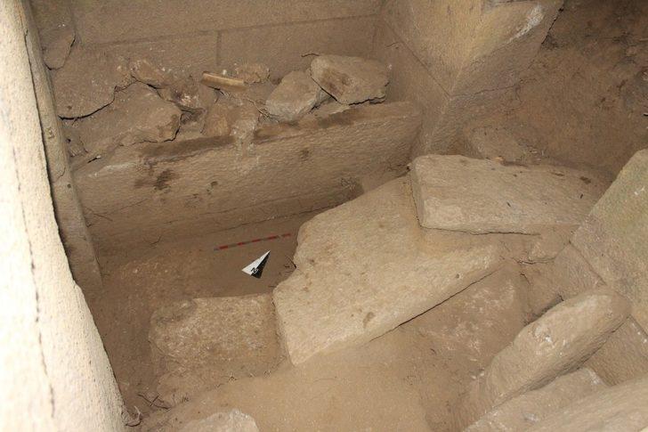 Nekropol alanı dışında ortaya çıktı! Aydın'da heyecanlandıran keşif G4