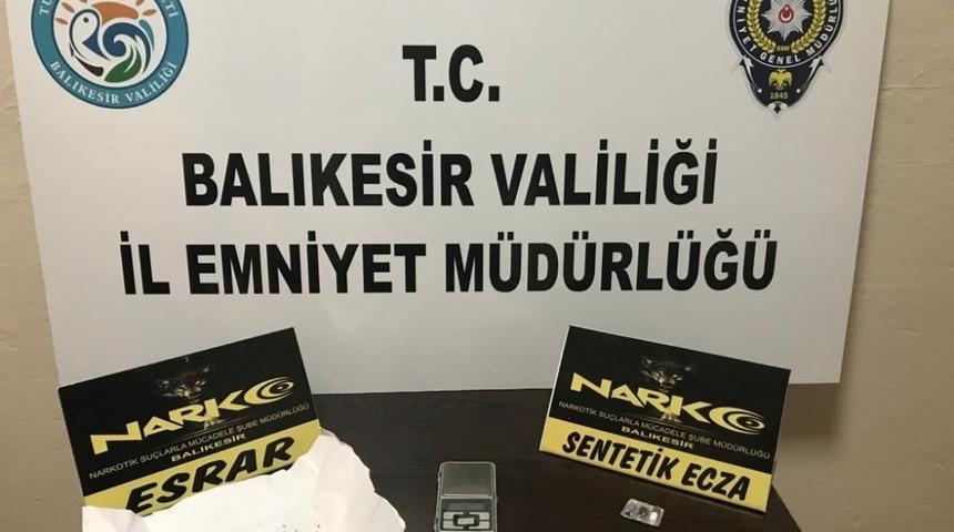 Balıkesir&rsquo;de 8 uyuşturucu ş&uuml;phelisine operasyon