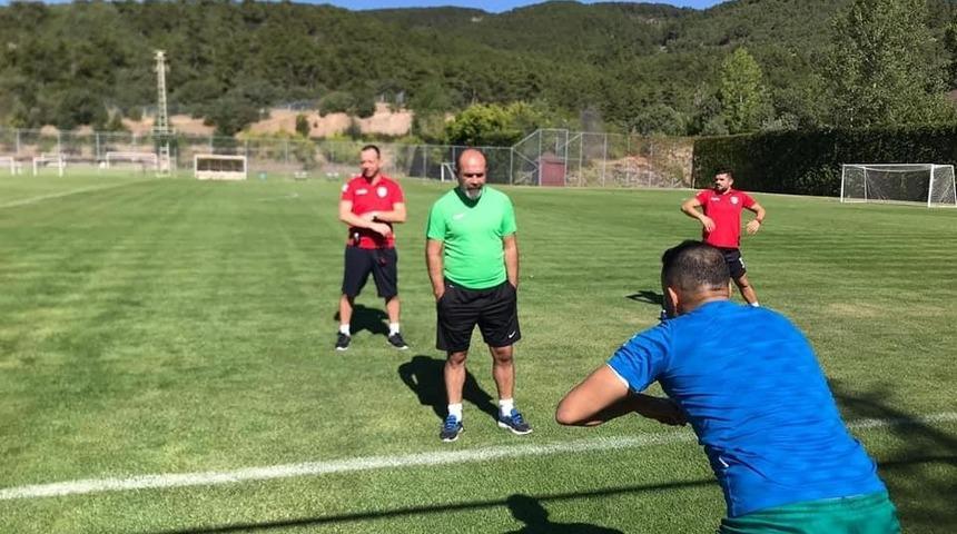 Yeşilyurt Belediyespor Kızılcahamam’da güç depoluyor