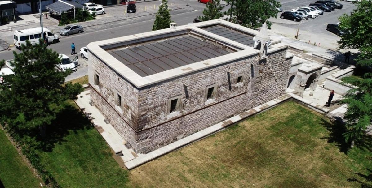 Kocasinan Belediyesi, 2 asırlık camiyi restore etti
