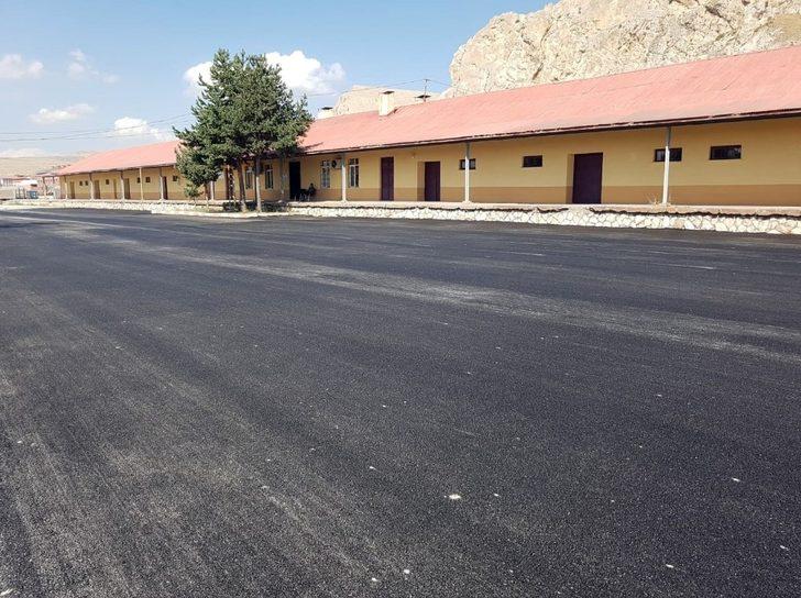 Van büyükşehir, ticari potansiyeli olan alanları asfaltlıyor G2