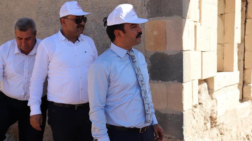 Kaymakam Soysal tarihi yerler hakkında bilgi aldı