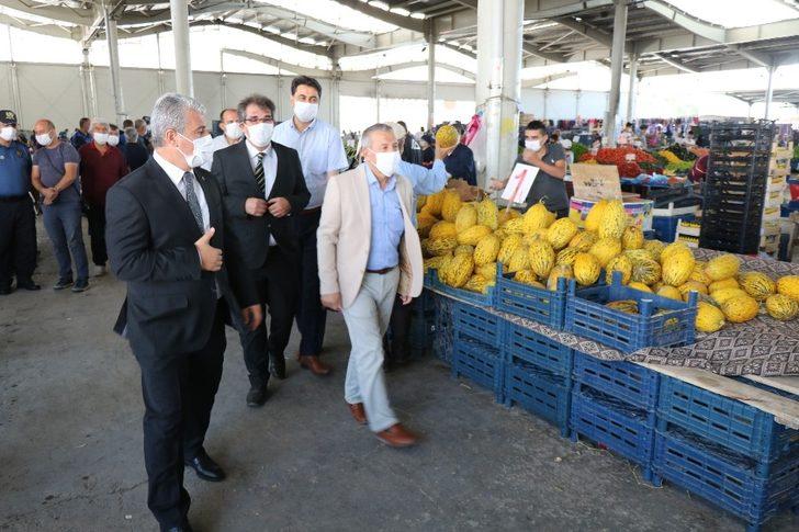 Vali Akın, Kırşehir semt pazarında denetimlere katıldı G4
