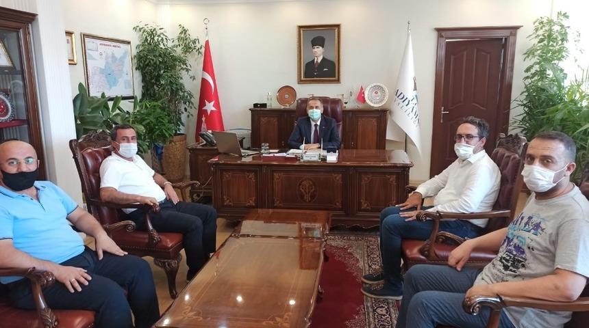 Kahta Gazateciler ve Yazarlar Cemiyeti&rsquo;nden Vali &Ccedil;uhadar&rsquo;a ziyaret