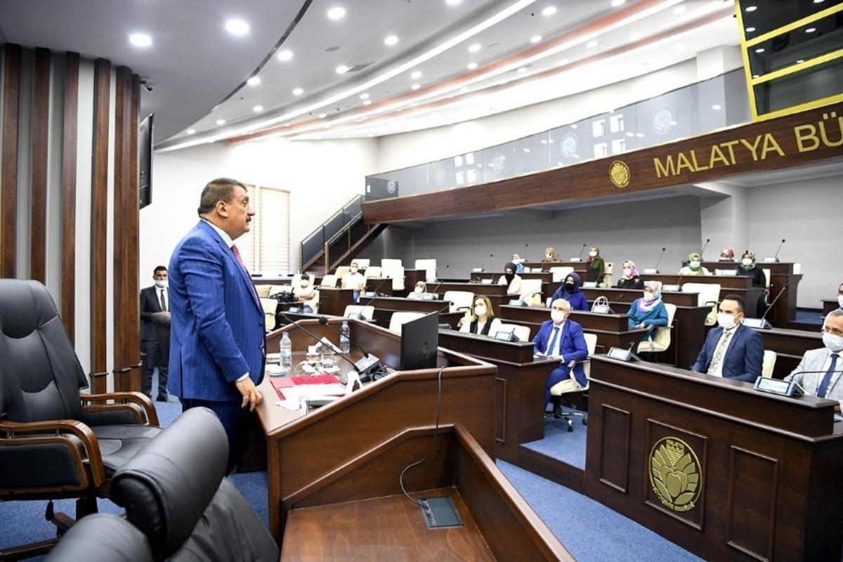 G&uuml;rkan tecr&uuml;belerini aktardı