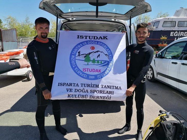 Su Altı Arama Kurtarma Ekibi Eğirdir Gölü’nde su altı temizliği yaptı G2