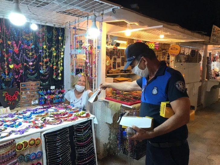 Bodrum’da zabıta önce uyarıp ardından maske veriyor G3