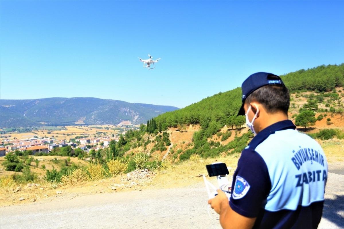 Ka&ccedil;ak hafriyatın &ouml;n&uuml;ne drone ile ge&ccedil;iliyor
