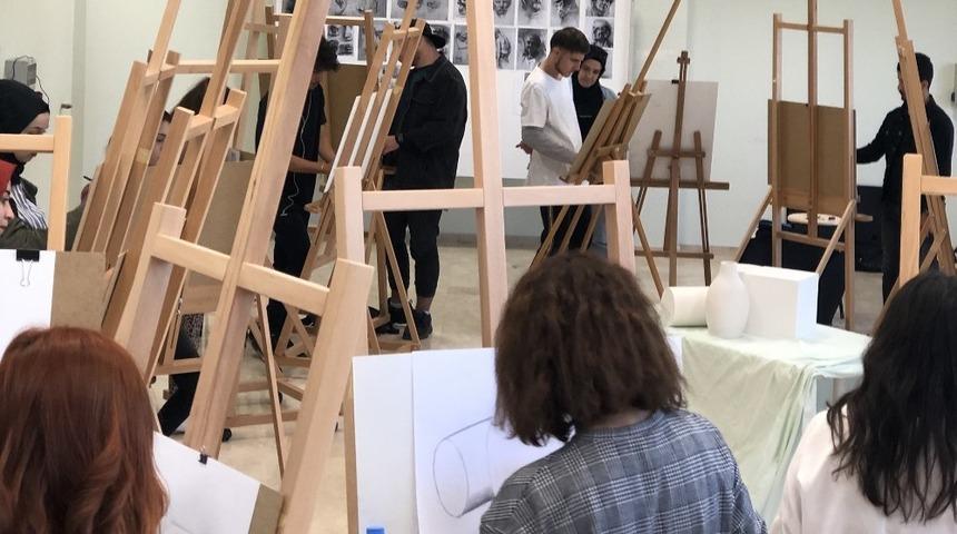 BŞE&Uuml; &ouml;zel yetenek sınavıyla &ouml;ğrenci alacak