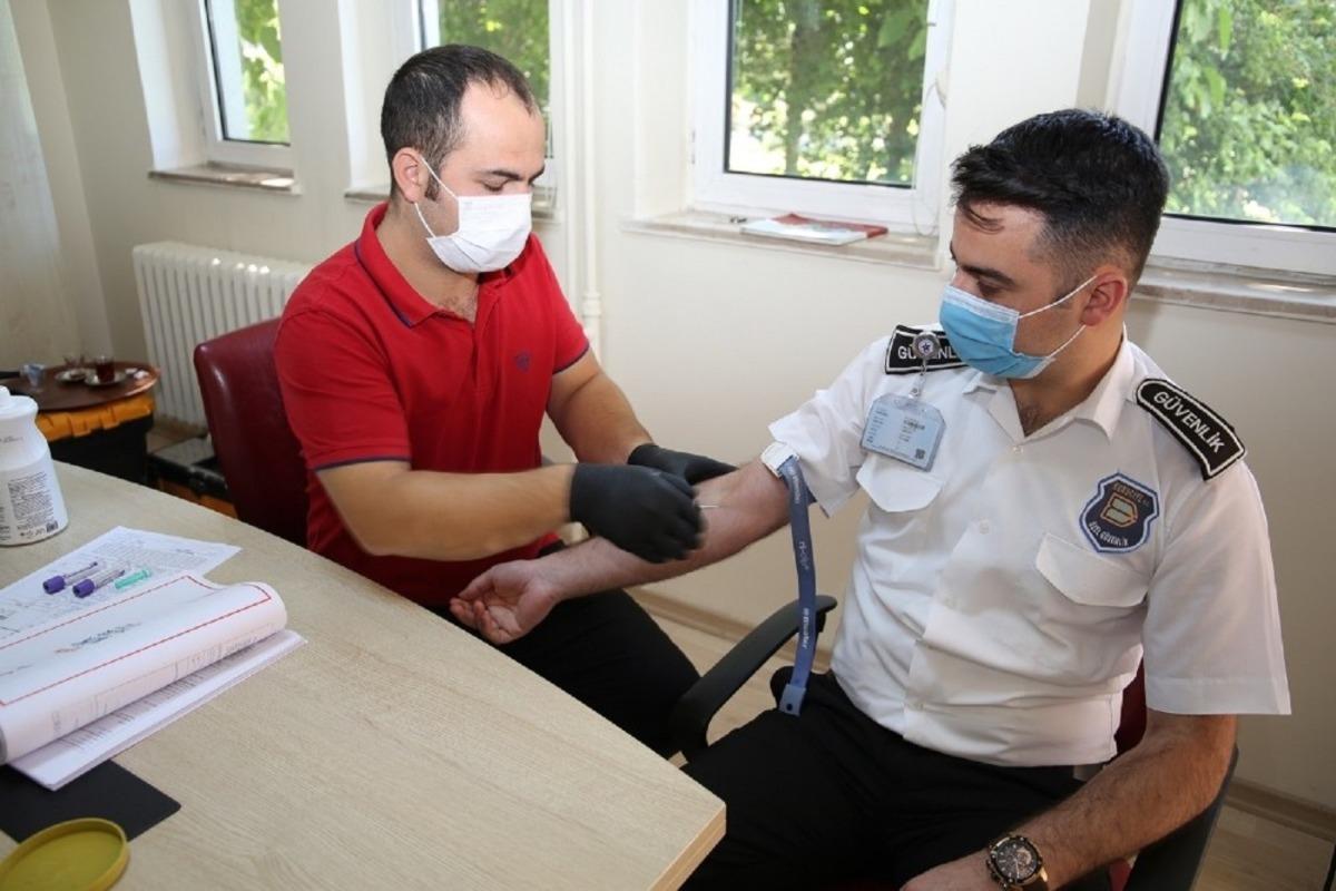 İl &Ouml;zel İdareden K&ouml;k h&uuml;cre bağışına destek