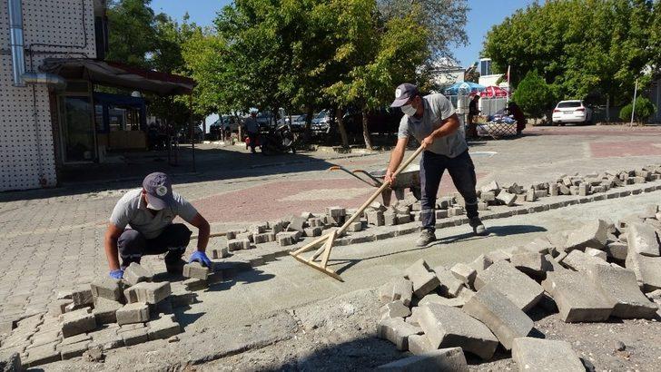 Ergene’de kilitli parke taş yol ve kaldırımlar onarılıyor G1