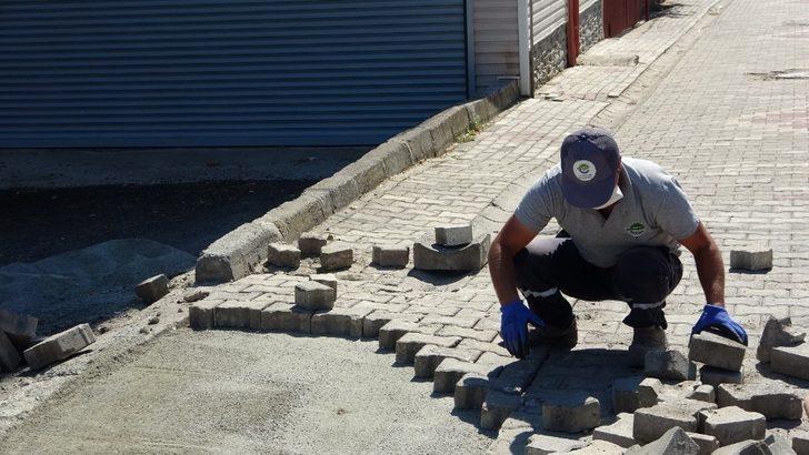 Ergene’de kilitli parke taş yol ve kaldırımlar onarılıyor G2