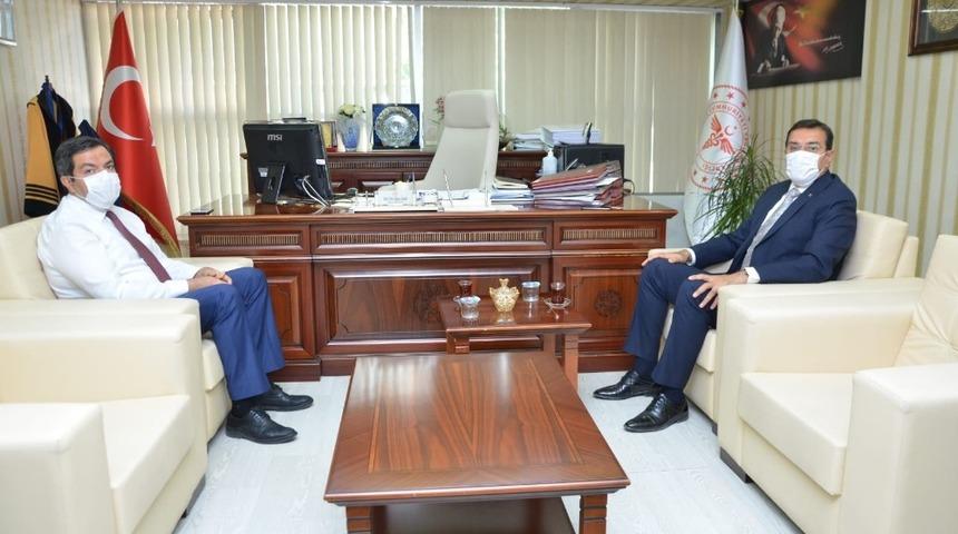 T&uuml;fenkci, Covid-19 hakkında bilgi aldı