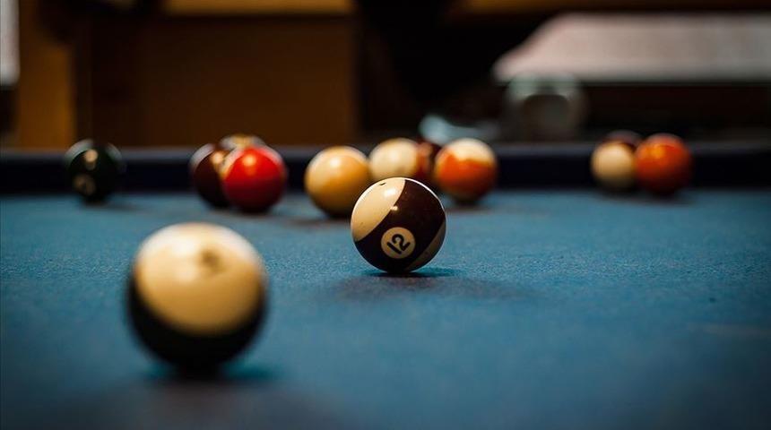 İzmir&rsquo;de flaş karar: Bilardo salonları yeniden a&ccedil;ılıyor