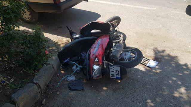 Motosiklet sürücüsü ucuz kurtuldu