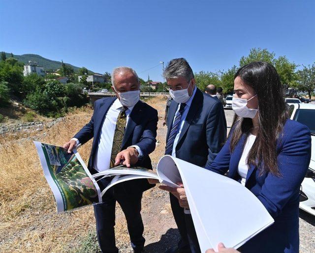 Vali Yılmaz, Karaçay Vadisi’nde incelemelerde bulundu