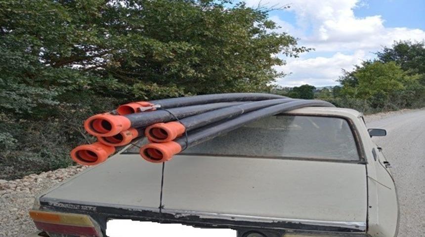 Hırsızlık ve silahlı yağma su&ccedil;larıyla ilgili 3 şahıs yakalandı