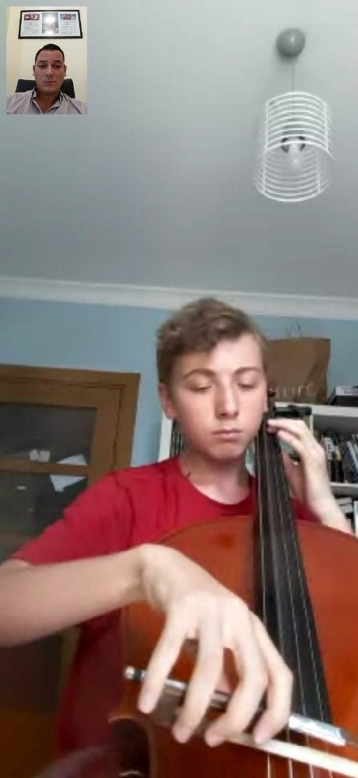 Kartal Belediyesi Sanat Akademisi öğrencileri başarıdan başarıya koşuyor G3