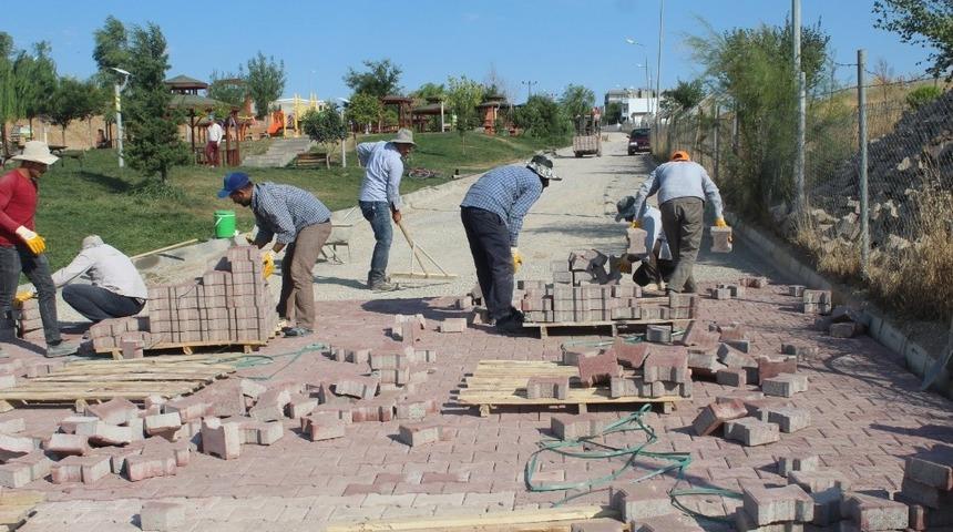 Ebu Sadık Parkı baştan sona yenilendi