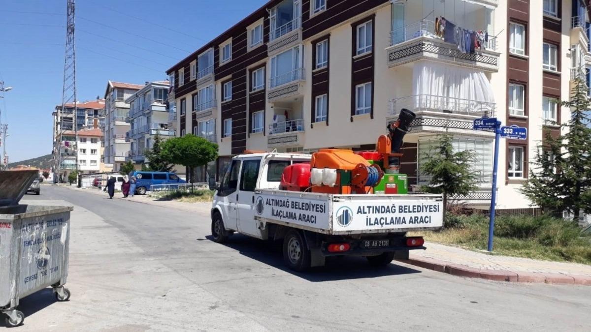 Sokak sokak dezenfekte ediyorlar