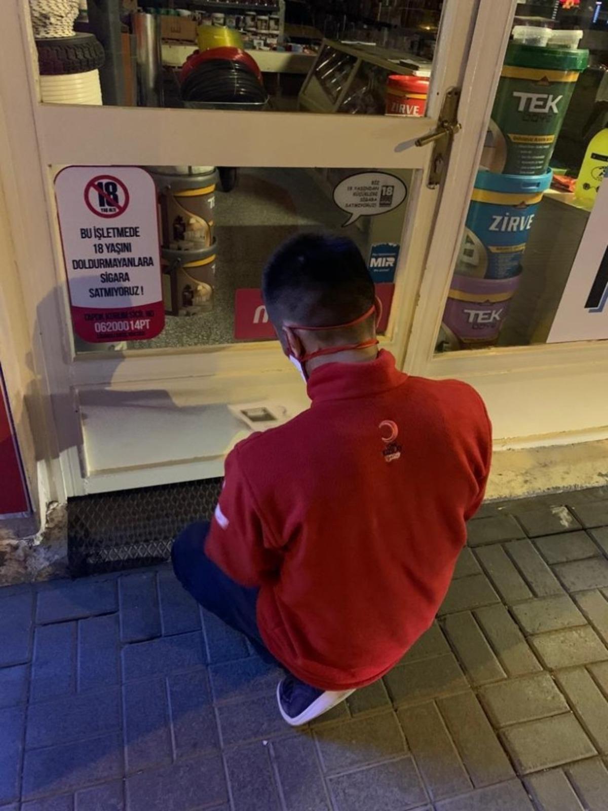 Gen&ccedil; Kızılay ekipleri Marmara Depremi&rsquo;nde vefat edenleri unutmadı