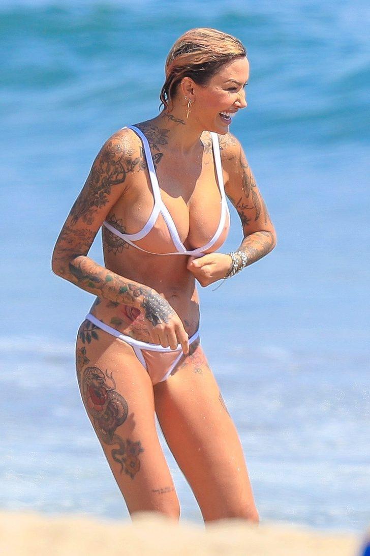 Tina Louise'in bikini kazası! Neredeyse...  G2