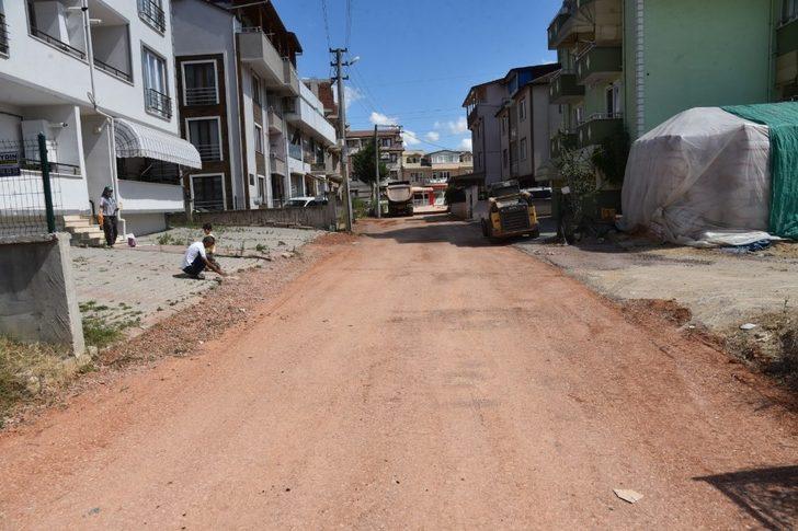 İzmit Belediyesinden Yeşilova Mahallesi’ne yeni asfalt yol G2