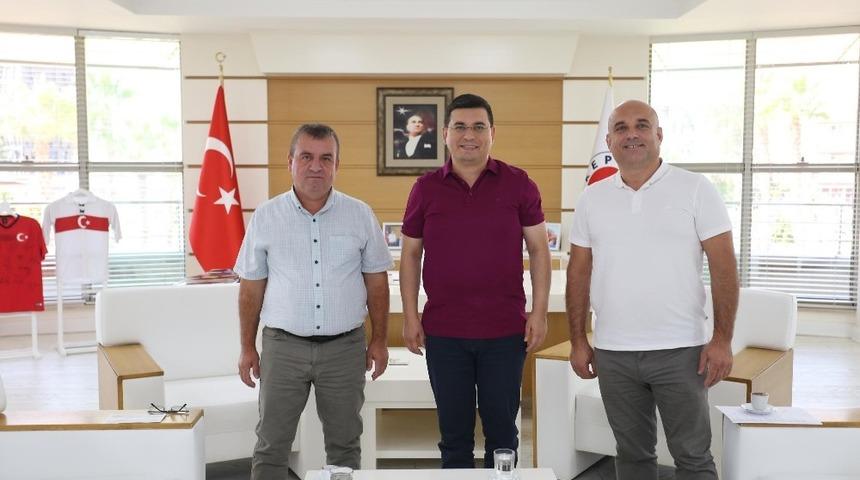 T&uuml;t&uuml;nc&uuml;&rsquo;den esnafa toplu işyeri s&ouml;z&uuml;